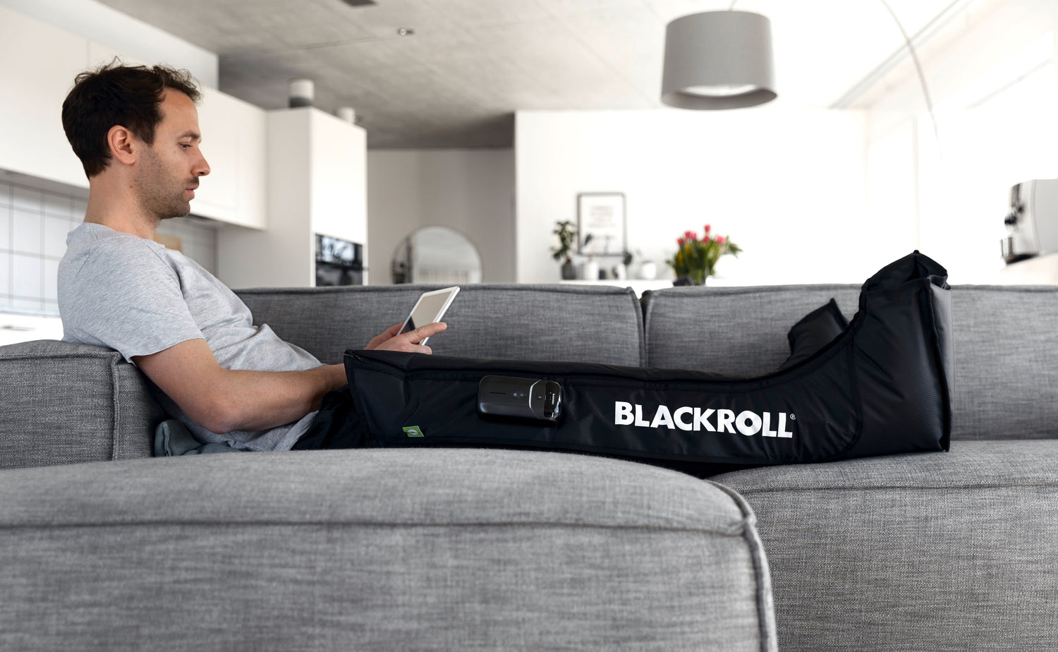 BLACKROLL® COMPRESSION BOOTS