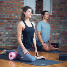 BLACKROLL® MEETS YOGA